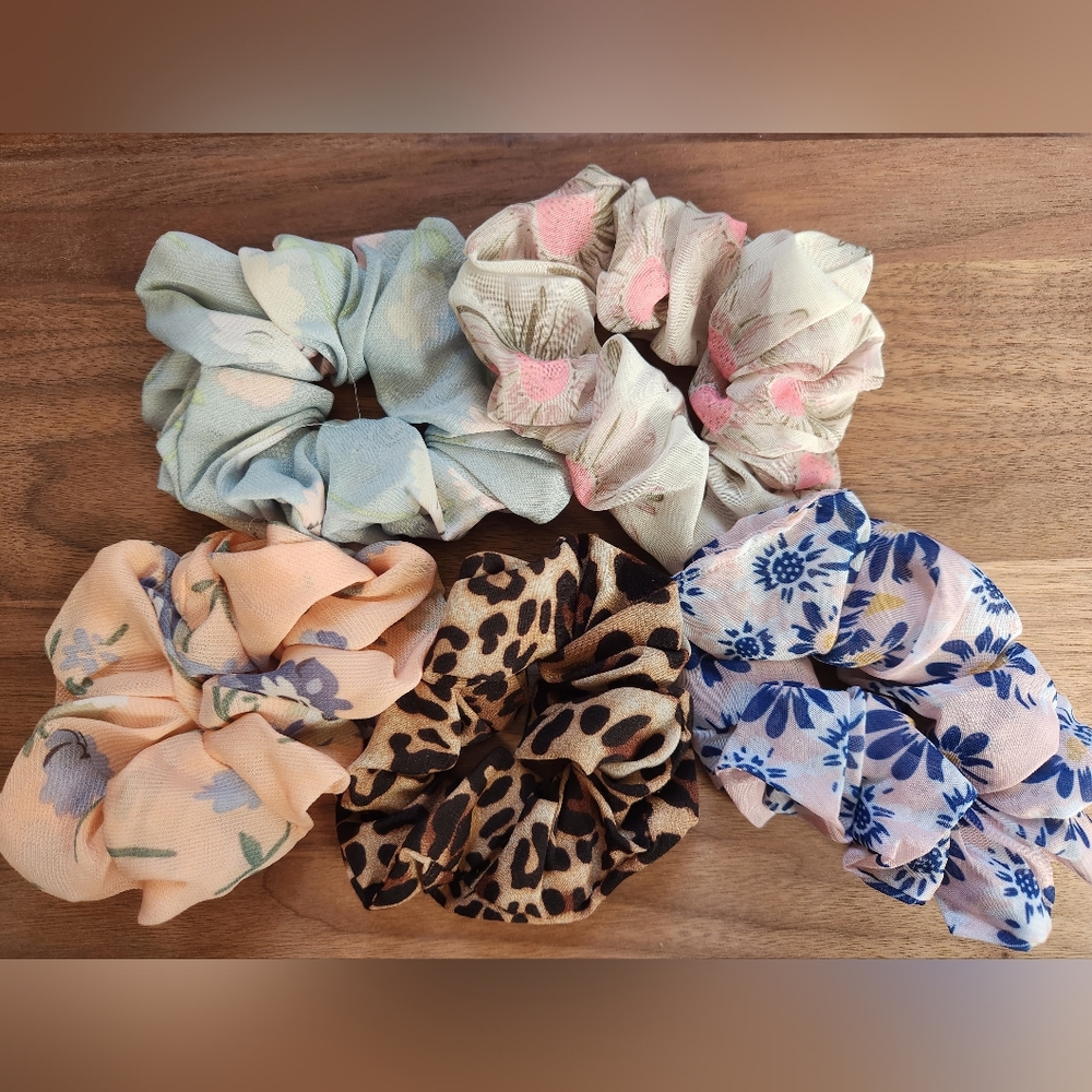 Hair Scrunchie